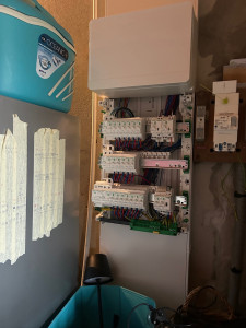 Photo de galerie - Rénovation tableau neutre commun 