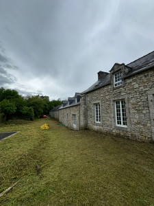 Photo de galerie - Débroussaillage d’une longère