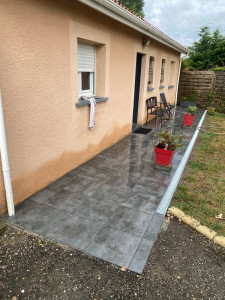 Photo de galerie - Agrandissement d’une allée piétonne avec pose de carrelage 45x45 