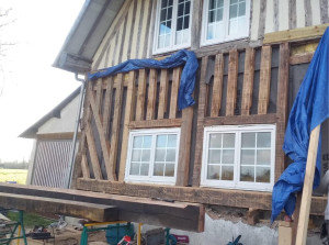 Photo de galerie - Façade en colombage refaite