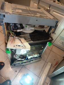 Photo de galerie - Lave vaisselle pompe vidange hs