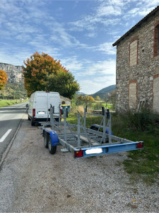 Photo de galerie - Peugeot Boxer 12m2 avec attache remorque