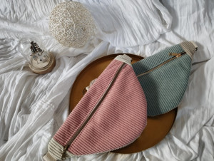 Photo de galerie - Sac banane : 
tissu personnalisable selon votre demande