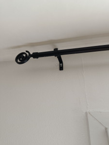 Photo de galerie - Pose de tringle à rideau 