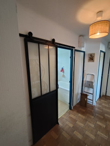 Photo de galerie - Pose d'une porte coulissante 