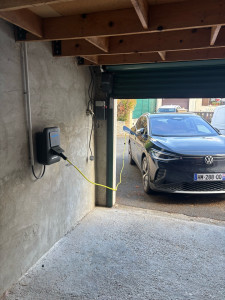 Photo de galerie - Borne de recharge pour véhicule électrique 