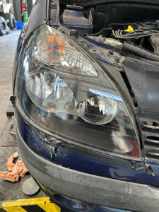 Photo de galerie - Rénovation d’optique de phare 