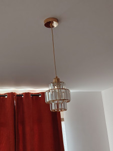 Photo de galerie - Mise en place et raccordement luminaire 