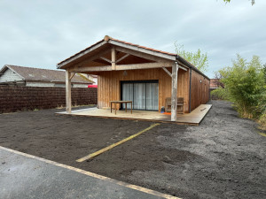 Photo de galerie - Apport de terre pour relever le terrain 