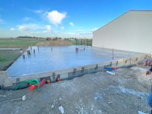 Photo de galerie - Fondations, Assainissement, Mise en place des fourreaux, Ferraille Fondations/Dalle, Plancher avec vide sanitaire, Coulage béton Fondations/Dalle