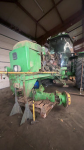 Photo de galerie - Entretien de pont avant plus d’autre bricole comme trompette ,frein, moteur 