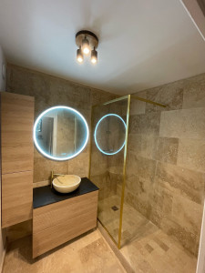 Photo de galerie - Creation salle de bain à la demande du client 