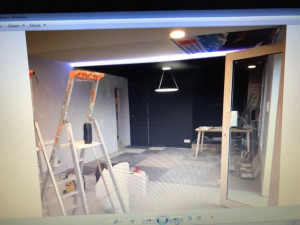 Photo de galerie - Isolation et pose placo 
remise en état du système électrique 
passage de câble 