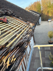 Photo de galerie - Changement de lattes et remaniement de tuiles plate 