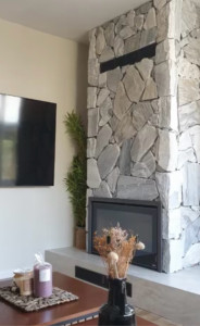 Photo de galerie - Cheminée encastrés finition pierre 