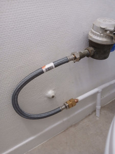 Photo de galerie - Reparation d'une fuite,  (sans soudure , système  olive et raccordement souple )