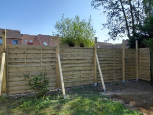 Photo de galerie - Pose panneaux palissade 