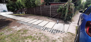 Photo de galerie - Réalisation chape traditionnelle pour une allée 