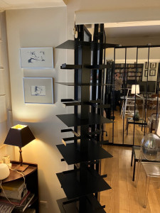 Photo de galerie - Montage de meuble étagère.