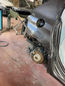 Photo de galerie - Changement de une aile arrière 