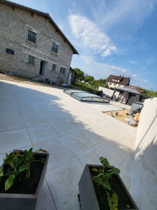 Photo de galerie - Pose de travertin 