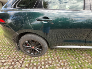 Photo de galerie - Réparer les dommages causés à une voiture