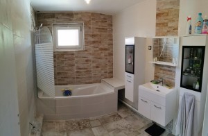 Photo de galerie - Rénovation salle de.bain carrelage 