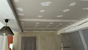 Photo de galerie - Sous plafond 