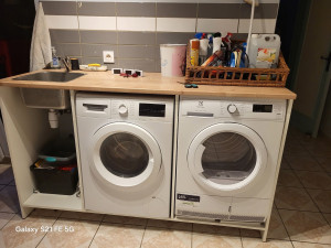 Photo de galerie - Petit aperçu d'un chantier récent : aménagement complet d'un espace buanderie / cellier ! ??️
​Au programme :
• ​Création d'un meuble sur-mesure pour encastrer la machine à laver et le sèche-linge 