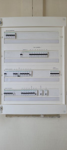 Photo de galerie - Pose et remplacement d'armoire électrique 