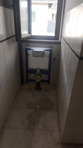 Photo de galerie - Pose bâti support (wc suspendu)
