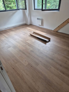 Photo de galerie - Parquet pvc clipsable 