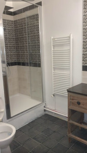 Photo de galerie - Salle de bains après 