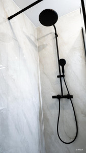 Photo de galerie - Rénovation complète de salle de bain – Travail soigné et finitions de qualité