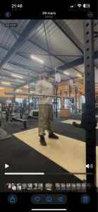 Photo de galerie - Curl biceps à la barre, pour créer du volume au niveau du bras ?