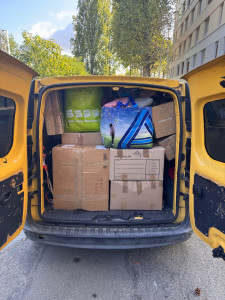 Photo de galerie - Une vingtaine de cartons