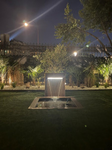 Photo de galerie - Jardin japonais + fontaine bandeau led incrusté 