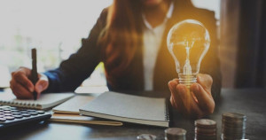 Photo de galerie - ?Soutien dans les démarches administratives :
	• aider les voisins dans la lecture, rédaction de documents administratifs 
	• accompagnement dans ces démarches 