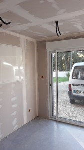 Photo de galerie - Transformation garage en chambre et arrière cuisine 
