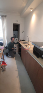 Photo de galerie - Montage Cuisine plan de travail Marbre et plasque induction dans la hotte et incorporé ! !