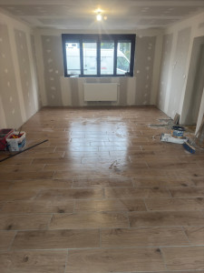 Photo de galerie - Salon imitation parquet 