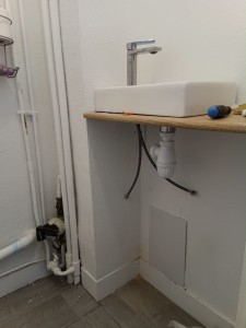 Photo de galerie - Créer une lave-main dans toilette à demander du client 