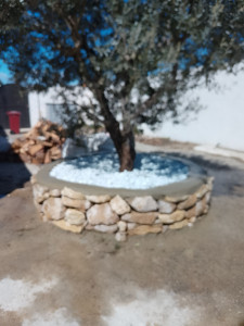 Photo de galerie - Tour d'Olivier en pierre sèche 