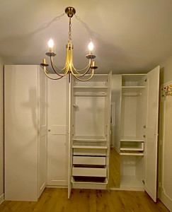 Photo de galerie - Dressing d’angle IKEA 