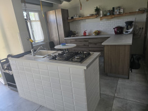 Photo de galerie - Pose d'une cuisine 