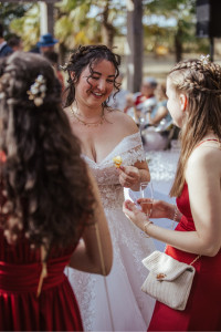 Photo de galerie - J’ai fait les trois coiffures présente sur la photo, une pour la mariée et ses deux témoins 