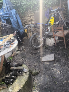 Photo de galerie - 125 honda crm refait entièrement haut moteur fourche vilebrequin roulement etc..