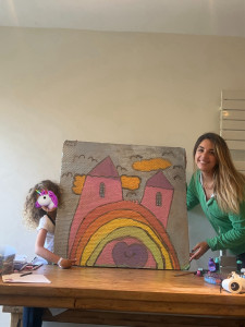 Photo de galerie - Réalisation d’activités créatives et manuelles