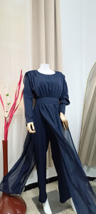 Photo de galerie - Couturière