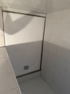 Photo de galerie - Changement du bac douche posé 